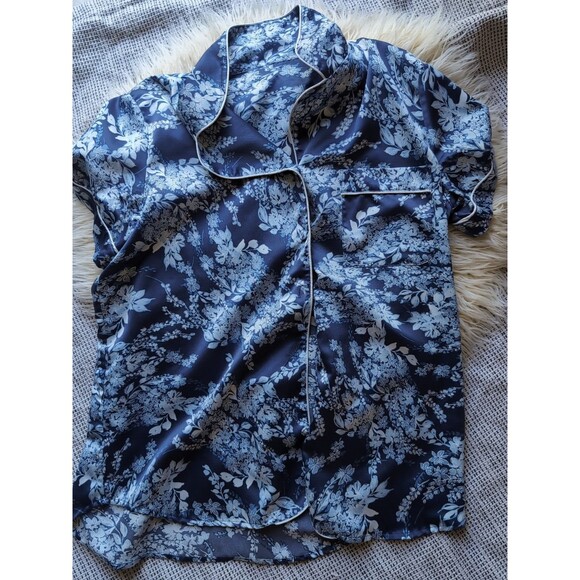 Cabernet by Sleep Sense Satin Floral Short Sleeve Notch Collar Capri Pajama Set - Picture 5 of 16